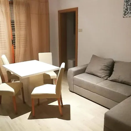 Apartament Skaric Lopar